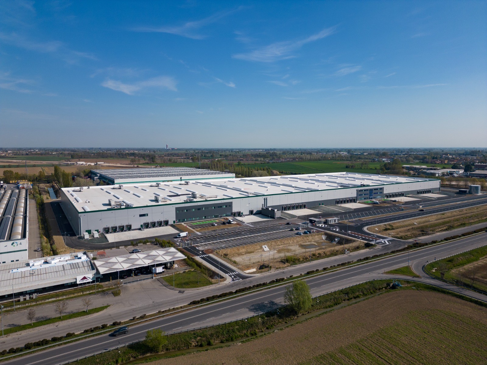 Prologis completes a new building at its Lodi logistics park